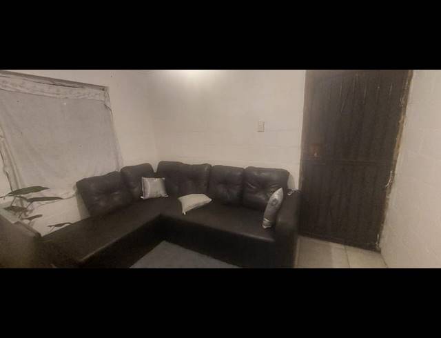 2 BEDROOM HOUSE FOR SALE IN ROOSENDAL